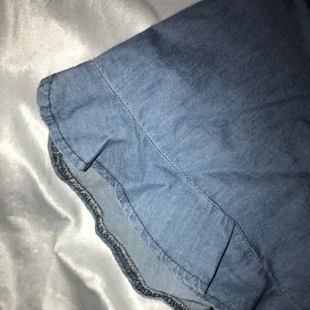 ✰PPLA Chambray Ruffle Shorts ✰ - Picture 2 of 5